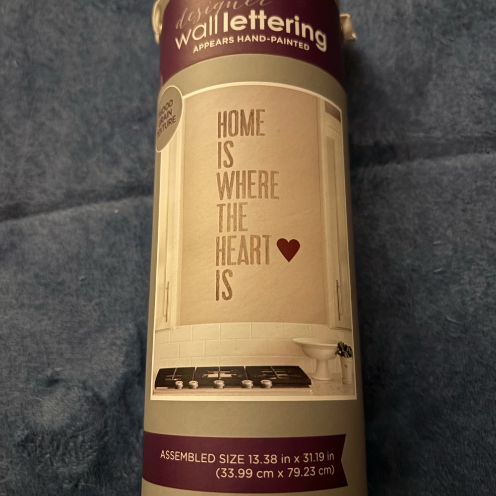 Designer Wall Lettering with Heart Design - Picture 4 of 6